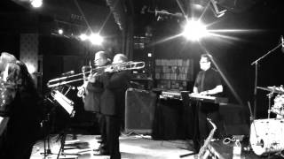 Don&#39;t Leave Me This Way (cover version)