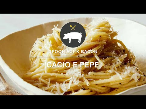 Easy Cacio e Pepe Recipe - only 4 ingredients! | Spoon Fork Bacon