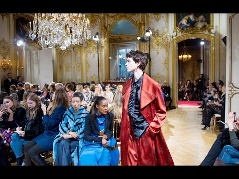 John Galliano | Fall Winter 2017/2018 Full Fashion Show | Exclusive