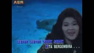 Download lagu Titik nur _ pesta anak nelayan #titiknur mp3