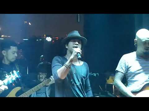 HEART BREAKERS X ARIYO WAHAB - DON'T LOOK BACK IN ANGER (LIVE AT ODIN) NO EDIT