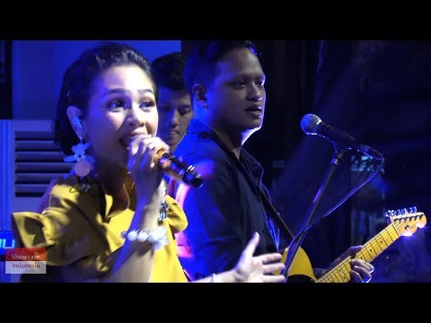 Andien - Halo Sayangku @ Album Showcase METAMORFOSA [HD]