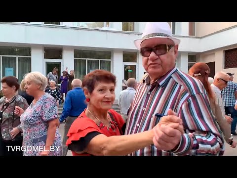 Танцы в парке: ловите настроение с #Беларусь4Гомель видео