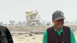 Về hưu ở Mỹ - đi bộ dọc biển Huntington Beach