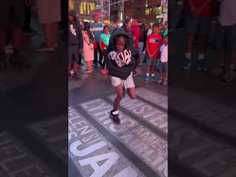 New York’s Hero 🦹🏾‍♂️🗽 #shorts