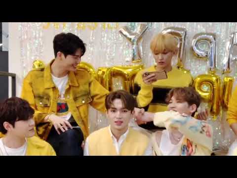 쿤결 Sweet Moments 13