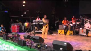 Jimmy Cliff at Glastonbury 2011 singing We Don&#39;t Want Another Vietnam in Afghanistan