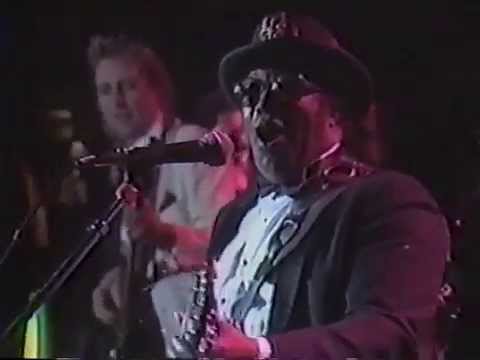 Bo Diddley, BB King, Smokey Robinson, Paul Butterfield, Chuck Berry - "Hey!  Bo Diddley"