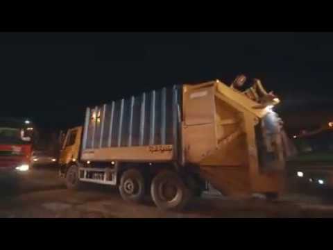 أعمال طواقم بلدية غزة لاستقبال عيد الفطر السعيد