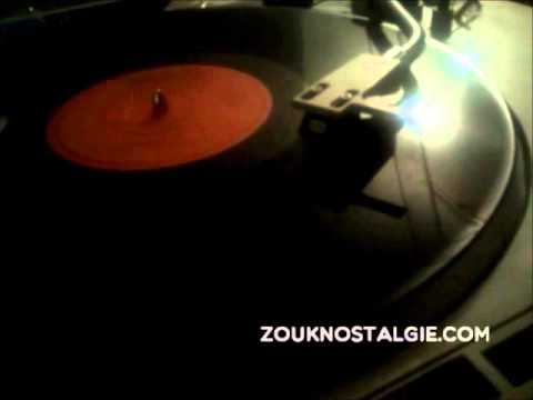 ZOUK NOSTALGIE - DJO DEZORMO Voici les loups (Europe des 12) 1989 Hibiscus Rec. (88031) DOUDOU 973