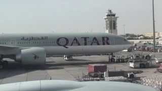 preview picture of video 'Ground Activity Doha - Qatar Airways, Boeing 777-3DZ/ER (A7-BAI)'