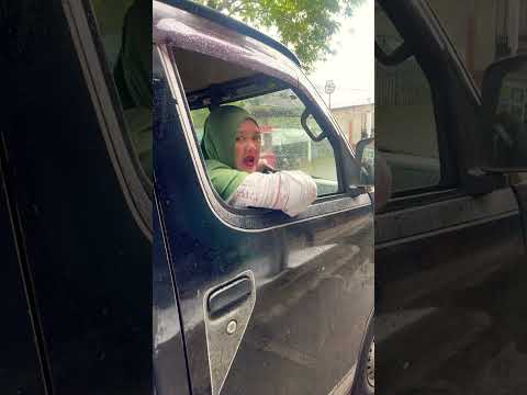 AZKA DI SURUH NYUSUL NAIK GRAB😁😅 #funny #hiburansegar #comedy #shorts #humor