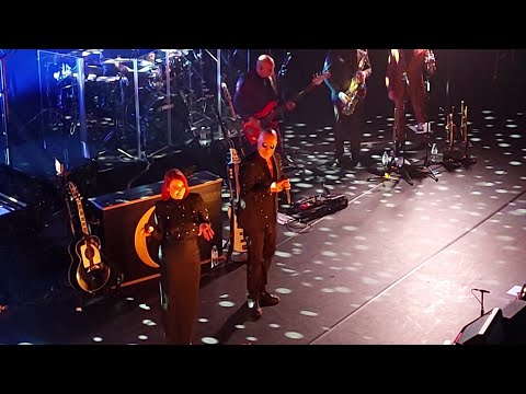 Pascal Obispo & Élodie Frégé - Suffire (Paris🇨🇵 12 février 2025 La Salle Pleyel 12-02-2025)