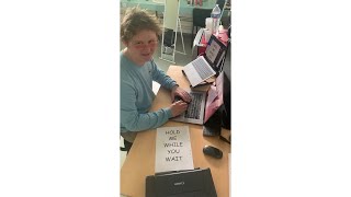 Lewis Capaldi - Hold Me While You Wait (Glastonbury 2019) Lewis Capaldi - Hold Me While You Wait (Glastonbury 2019)