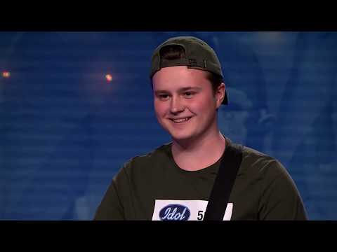Sebastian Olsson - Thinking Out Loud av Ed Sheeran (hela audition 2019) - Idol Sverige (TV4)