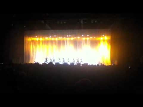 XO-IX - Westlife Gravity Tour 2011