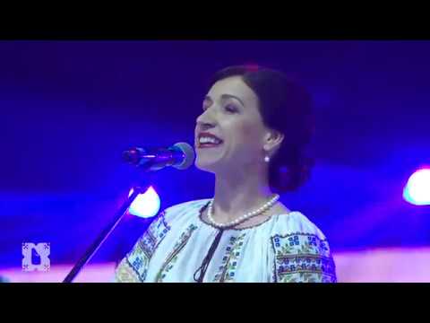 Ansamblul folcloric Baștina - Cât e satul meu de mare