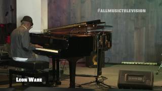 (RIP) LEON WARE Live at The Blue Whale (2015)