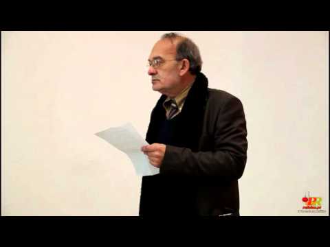 'Às portas da matriz da terra natal' - Carlos Albino