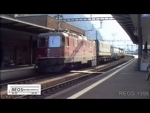 1998 [SDw] 1/5 CLASSIC Bahnhof Erstfeld - BEST classic Erstfeld Station action on YouTube!