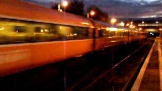 preview picture of video 'Iarnród Éireann - 204 hammers through Sallins and Naas at Night'