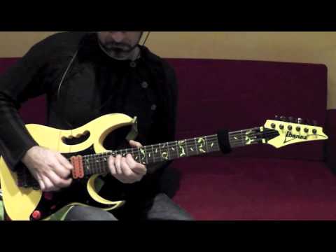 "Funkenstein" Lick 1 - Alex Giallombardo