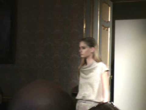 Milan Fashion Week Woman: Maurizio Pecoraro F/W 2009/2010