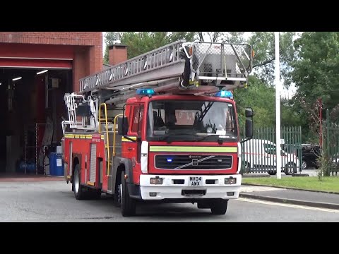 *RARE* Leigh Hydraulic Platform Turnout | Greater Manchester Fire And Rescue