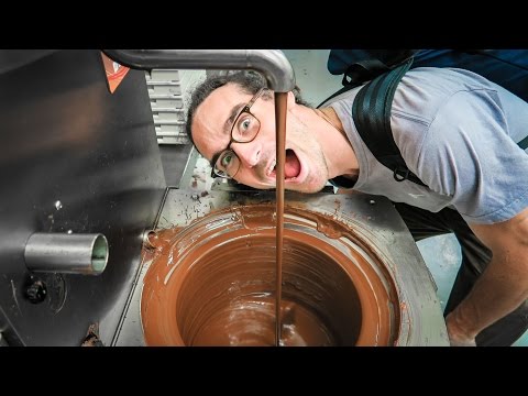 LOUIS & THE CHOCOLATE FACTORY