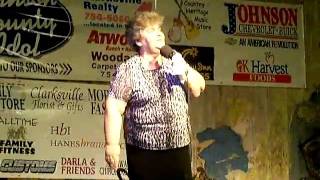 Johnson County Idol's 2009 winner Deann Jones sings! 08-28-2010