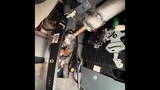 How to Replace Brake Light Stopper on Hyundai Santa Fe 2000-2006 (Brake Lights Not Turning Off)