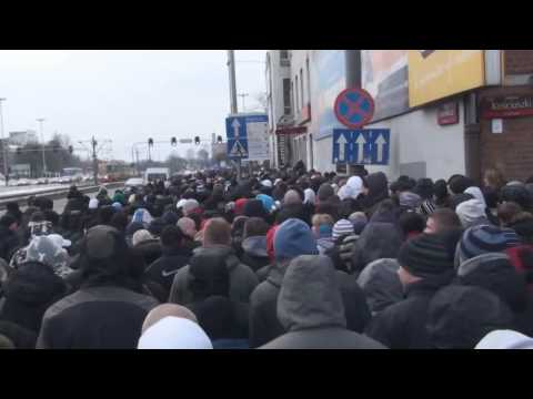 Przemarsz kibiców Widzewa... 60 Derby Łodzi. Wiesz co się liczy ?  4:1 na tablicy  ! ! !