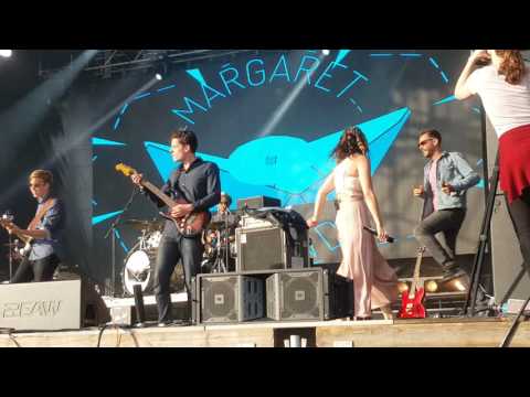Margaret Island & Jumodaddy feat. Felcser Máté - Feszt szerelem (Live @ EFOTT 2016)