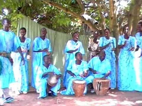 Eastern Uganda - choir and drums