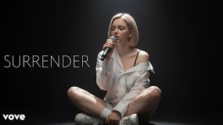 Novi – Surrender (Official Lyric Video)