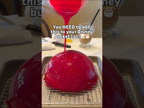 Cake Decorating in Disney World 🎂