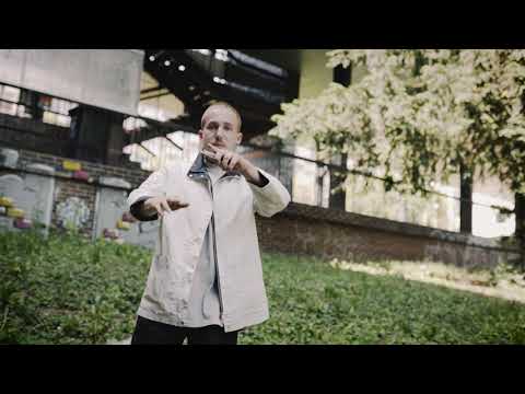 L O G A - #hot16challenge2  ( prod. Malice Beats )