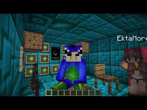 Who Dragged Ayush & Ekta into Scary Tunnel in Minecraft? 😱 (Hindi)