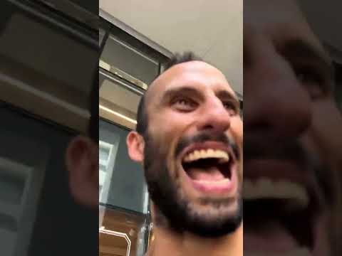 מישהו יושב פה #football #שתיקטוק #disney #viral #סטנדאפלילדים #humor #comedy