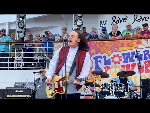 Tommy James and The Shondells at Flower Power Cruise 2024