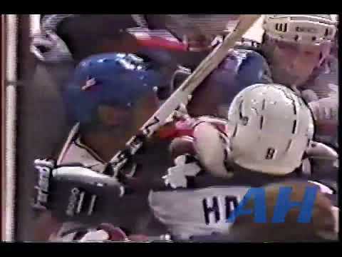 NHL Oct. 14, 1989 Toronto Maple Leafs v Winnipeg Jets (R) Dave Hannan v Brian McReynolds (R)