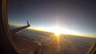 preview picture of video 'Volando desde Quito a Catamayo - Loja Embraer 190 de Tame GoPro Hero Session 5 - HD'