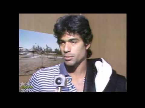 Em 1986, Raí é apresentado pela Ponte Preta