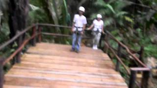 preview picture of video 'Belize Aerial Trek Zip Line Part 1'