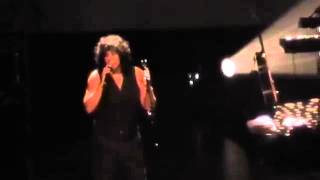 Con el sol en la maleta  Rosana 8 Lunas