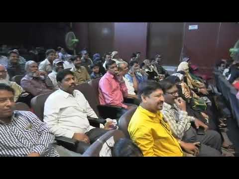 Shafiq yahan main ajnabi hoon