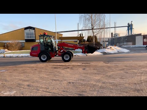 Köp Teleskophjullastare Weidemann 3080 T med skopa på Klaravik