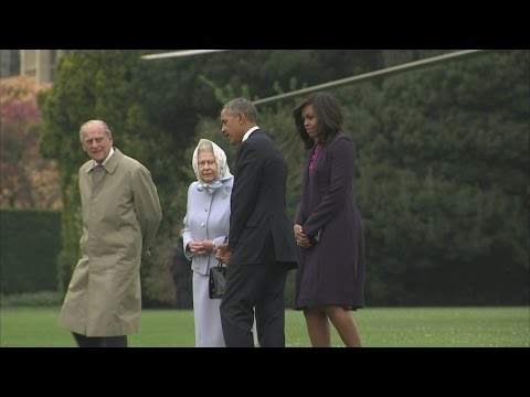 Queen welcomes Barack and Michelle Obama to Windsor Castle