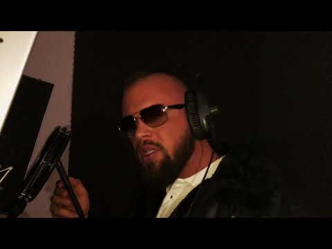 KOLLEGAHs LYRIK LOUNGE #19 - Der BILD Redakteur (prod. by phil fanatic & hookbeats)