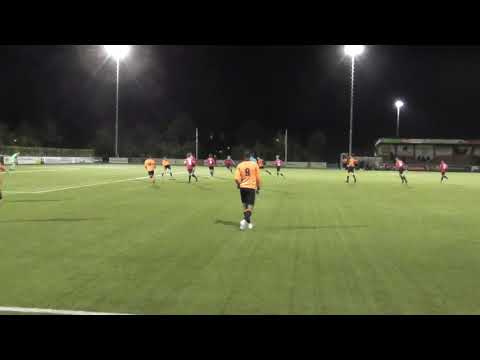 1 sep 2020 VV De Meern O19- 1 - VVIJ 019-1 vriendsch 1-2 Lekker schot Noah op lat